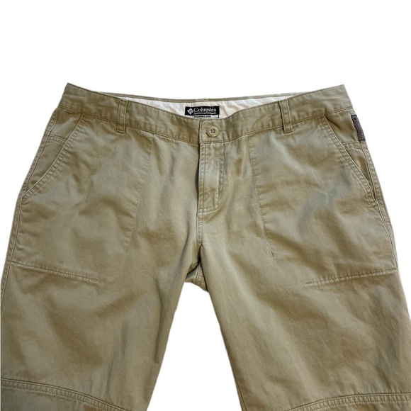 Columbia Khaki Hiking Capris - Size 10 - Picture 3 of 10